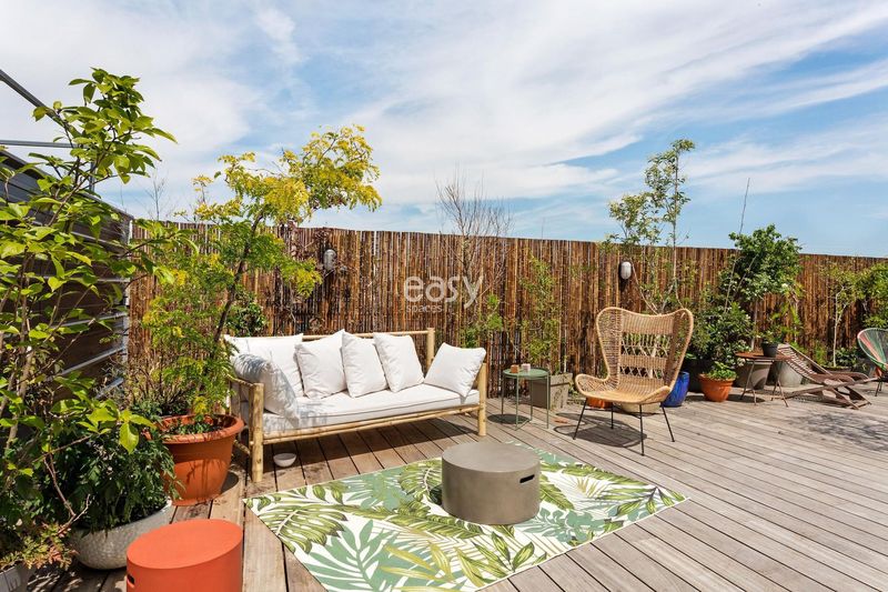 Rooftop Event Venue Location for Celebrations and Gatherings in Paris 75